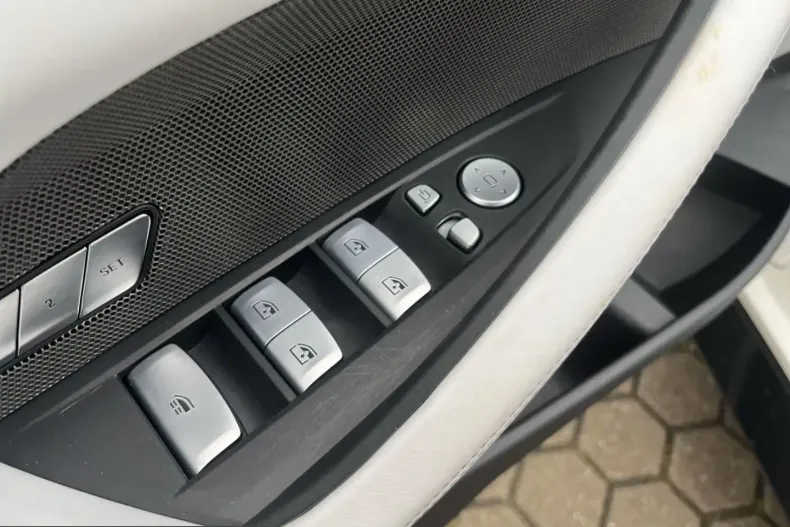 BMW M4 (Seria 4) din 2025 cu 8.600 km - oferta BMW199269 - foto 25