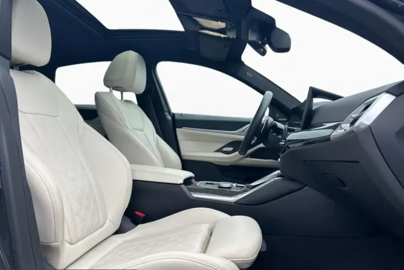 BMW M440 (Seria 4) din 2025 cu 19.000 km - oferta BMW199276 - foto 8