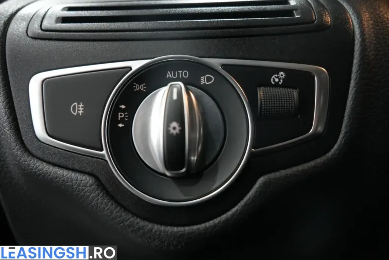 Mercedes-Benz GLC 63 AMG (Clasa GLC) din 2022 cu 51.779 km - oferta MER199279 - foto 25