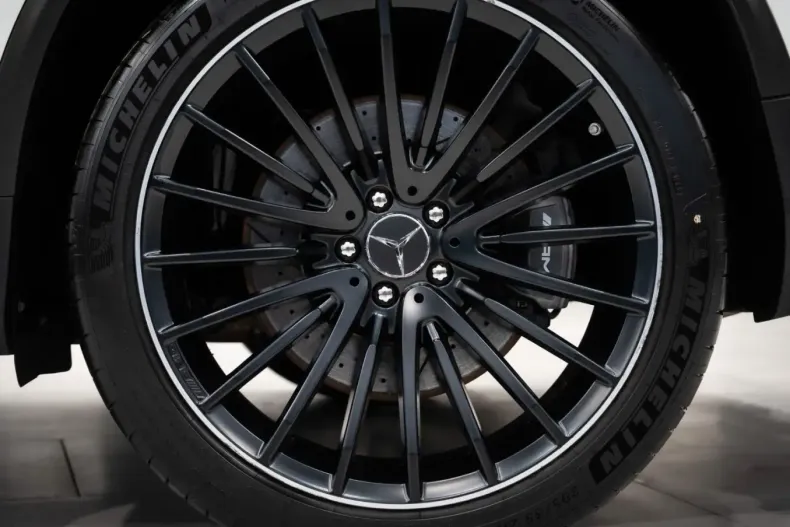 Mercedes-Benz GLC 63 AMG (Clasa GLC) din 2022 cu 34.141 km - oferta MER199280 - foto 10