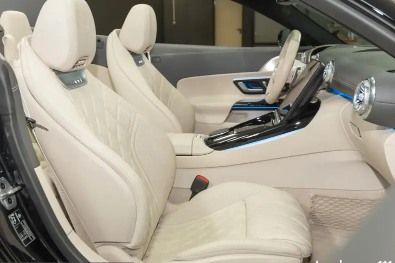 Mercedes-Benz SL 63 AMG (Clasa SL) din 2022 cu 7.206 km - oferta MER199285 - foto 16