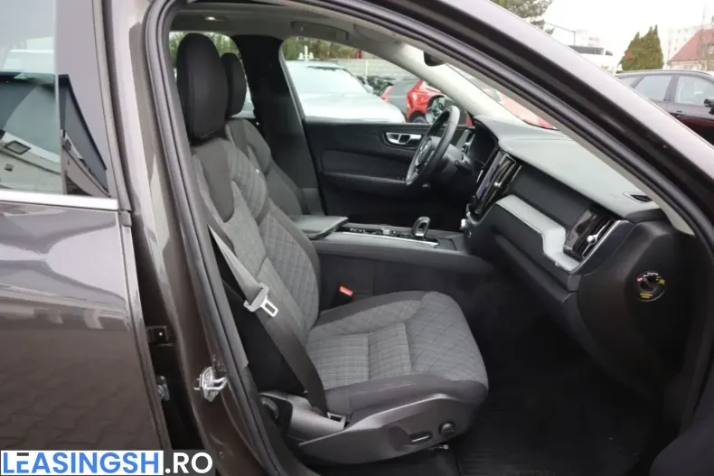 Volvo XC60 din 2021 cu 79.586 km - oferta VOL199286 - foto 10