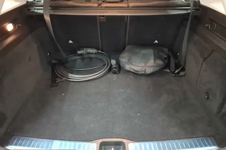 Mercedes-Benz GLE 350 (Clasa GLE) din 2023 cu 51.039 km - oferta MER199289 - foto 10