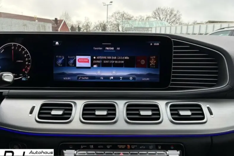 Mercedes-Benz GLE 400 (Clasa GLE) din 2024 cu 16.400 km - oferta MER199292 - foto 14