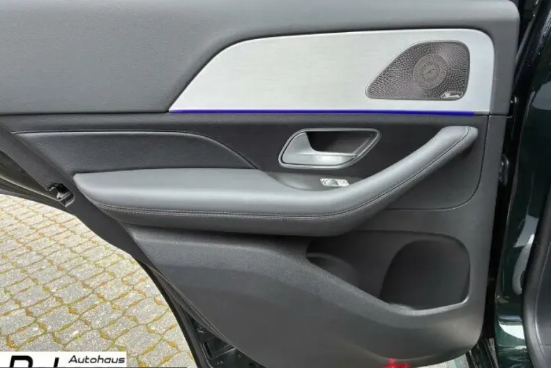 Mercedes-Benz GLE 400 (Clasa GLE) din 2024 cu 16.400 km - oferta MER199292 - foto 19