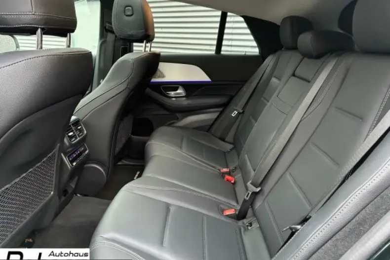 Mercedes-Benz GLE 400 (Clasa GLE) din 2024 cu 16.400 km - oferta MER199292 - foto 20