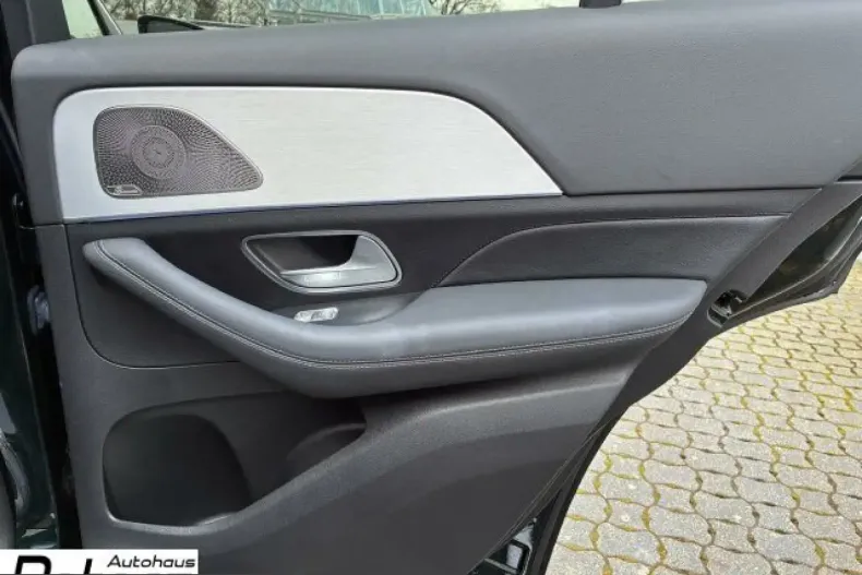 Mercedes-Benz GLE 400 (Clasa GLE) din 2024 cu 16.400 km - oferta MER199292 - foto 25