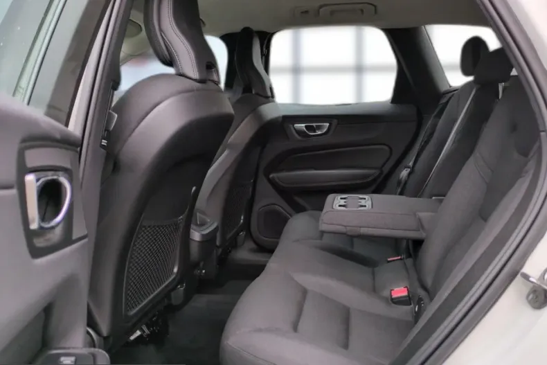 Volvo XC60 din 2021 cu 55.300 km - oferta VOL199293 - foto 14