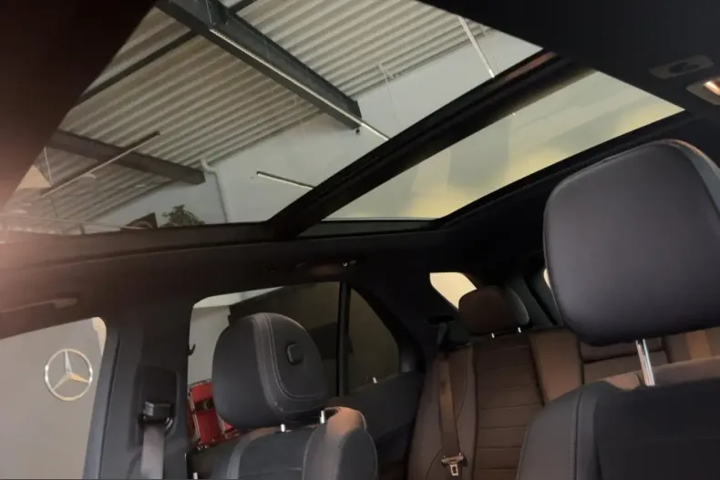 Mercedes-Benz GLE 300 (Clasa GLE) din 2025 cu 10.000 km - oferta MER199297 - foto 15