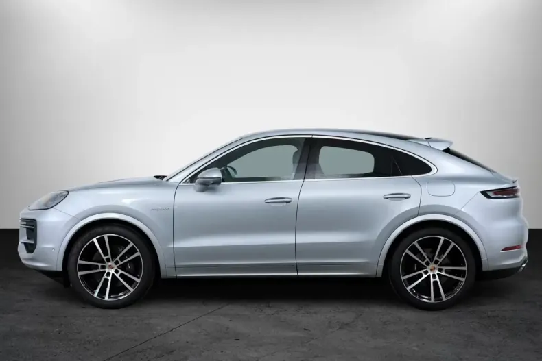 Porsche Cayenne din 2026 cu 30 km - oferta POR199308 - foto 4