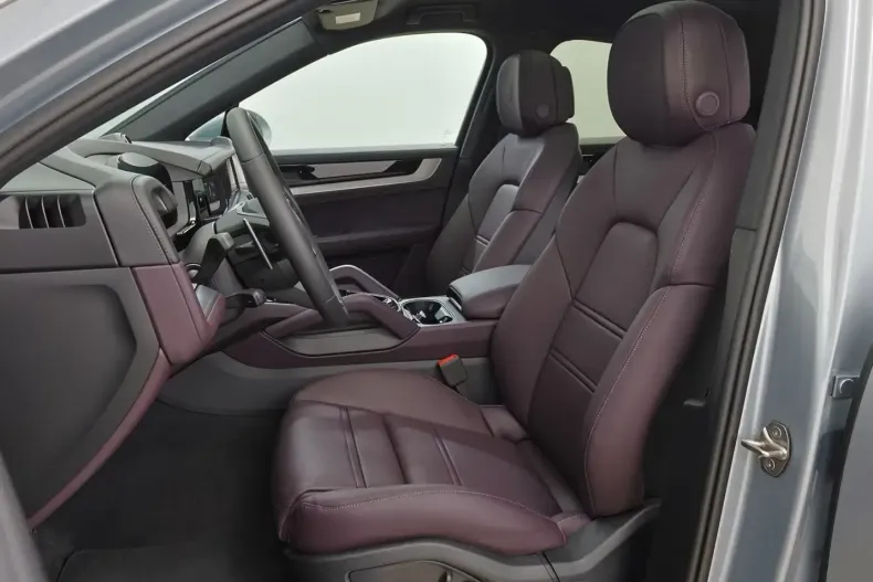 Porsche Cayenne din 2026 cu 30 km - oferta POR199308 - foto 21