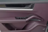 Porsche Cayenne din 2026 cu 30 km - oferta POR199308 - foto 24