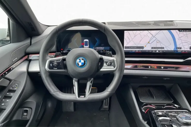 BMW 550 (Seria 5) din 2024 cu 34.921 km - oferta BMW199313 - foto 14