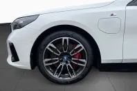 BMW 550 (Seria 5) din 2024 cu 34.921 km - oferta BMW199313 - foto 18