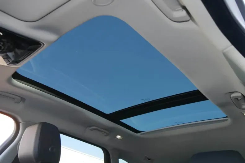 Land Rover Range Rover Velar din 2024 cu 14.900 km - oferta LAN199320 - foto 10