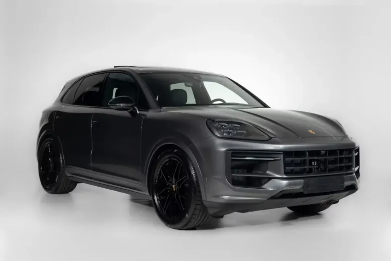 Porsche Cayenne din 2025 cu 43 km - oferta POR199321 - foto 1