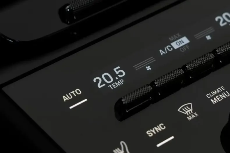 Porsche Cayenne din 2025 cu 43 km - oferta POR199321 - foto 29