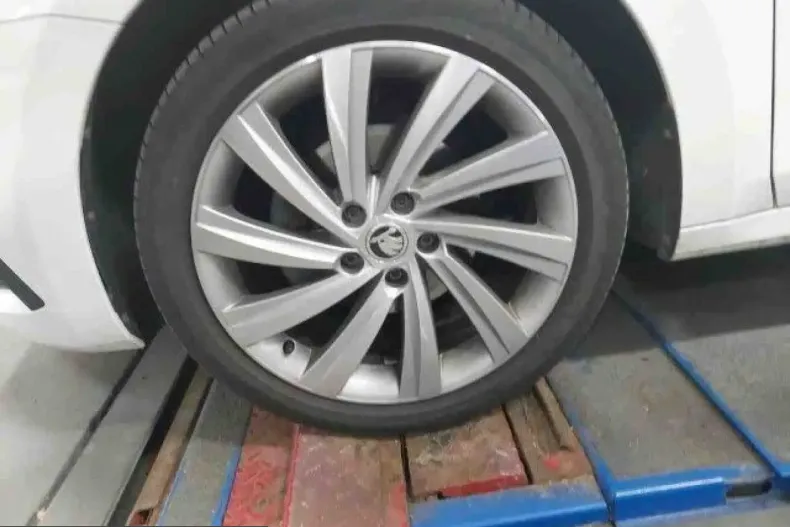 Skoda Octavia din 2023 cu 42.900 km - oferta SKO199332 - foto 9