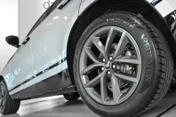 Land Rover Range Rover Velar din 2024 cu 32.271 km - oferta LAN199343 - foto 5