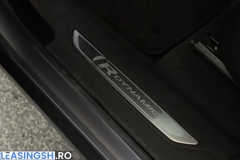 Land Rover Range Rover Velar din 2023 cu 52.600 km - oferta LAN199346 - foto 13