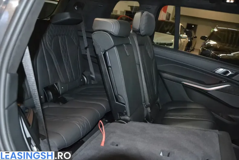 BMW X7 M60 (Seria X) din 2025 cu 23.517 km - oferta BMW199347 - foto 13