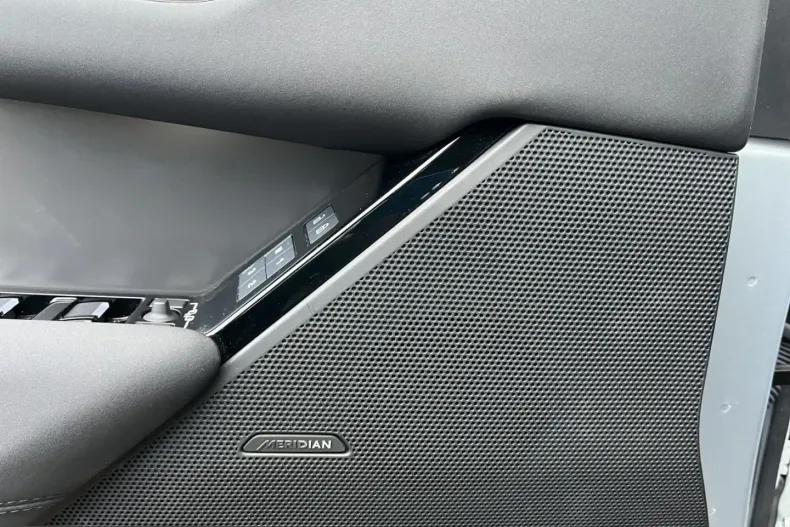 Land Rover Range Rover Velar din 2024 cu 18.000 km - oferta LAN199348 - foto 12