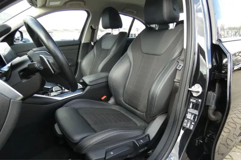 BMW 320 (Seria 3) din 2021 cu 100.397 km - oferta BMW199350 - foto 12