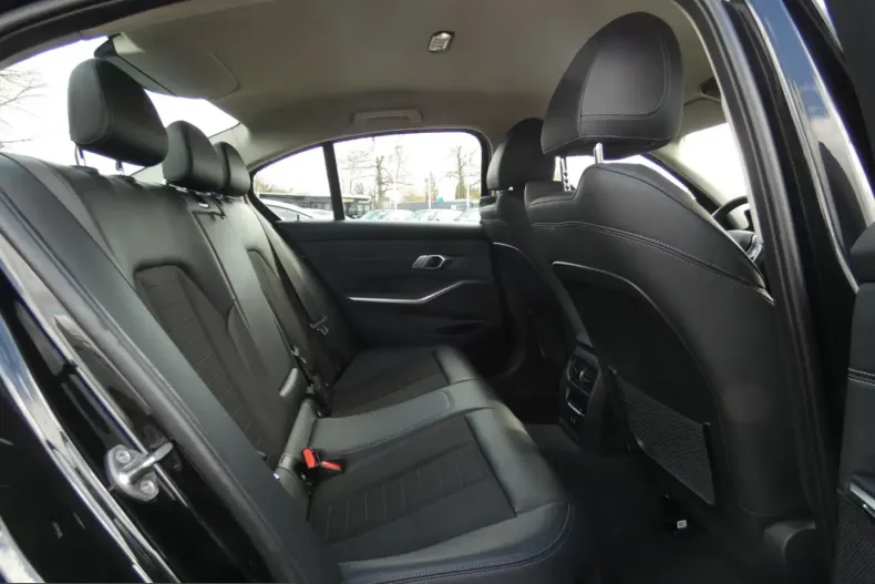 BMW 320 (Seria 3) din 2021 cu 100.397 km - oferta BMW199350 - foto 16