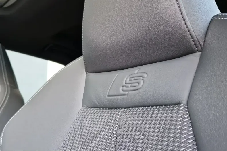 Audi S3 din 2025 cu 14.420 km - oferta AUD199351 - foto 13