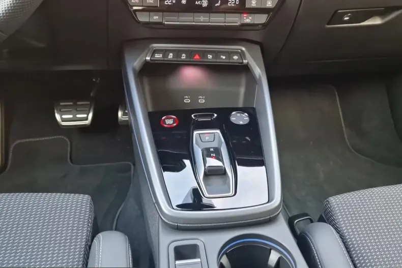 Audi S3 din 2025 cu 14.420 km - oferta AUD199351 - foto 17