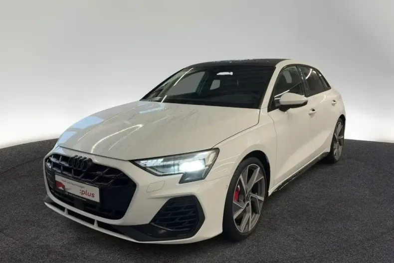 Audi S3 din 2024 cu 12.616 km - oferta AUD199354 - foto 1