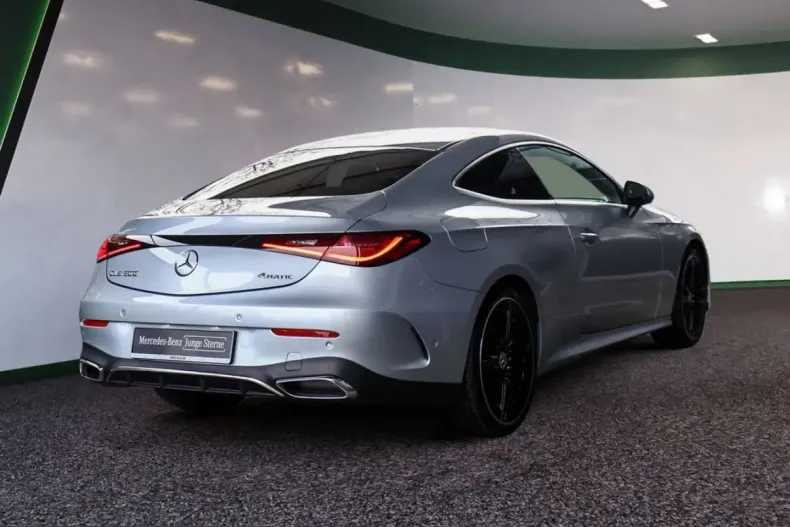 Mercedes-Benz CLE 300 (Clasa CLE) din 2023 cu 5.264 km - oferta MER199355 - foto 2