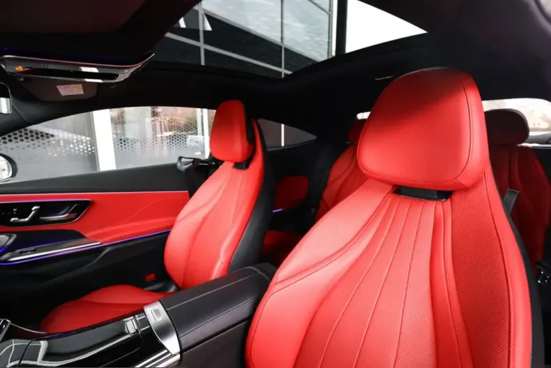 Mercedes-Benz CLE 300 (Clasa CLE) din 2023 cu 5.264 km - oferta MER199355 - foto 9