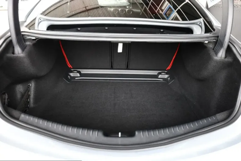 Mercedes-Benz CLE 300 (Clasa CLE) din 2023 cu 5.264 km - oferta MER199355 - foto 19