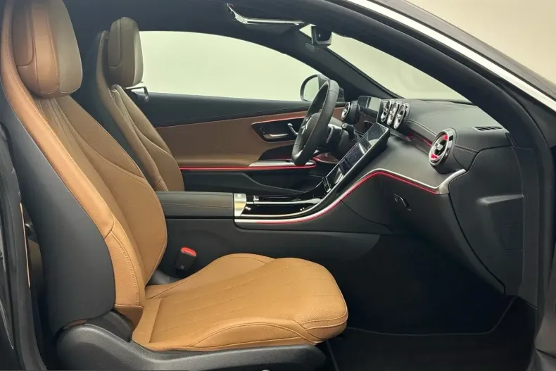 Mercedes-Benz CLE 300 (Clasa CLE) din 2025 cu 2.900 km - oferta MER199357 - foto 13