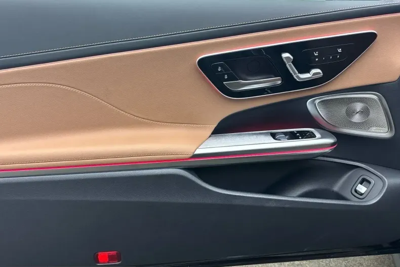 Mercedes-Benz CLE 300 (Clasa CLE) din 2025 cu 2.900 km - oferta MER199357 - foto 15