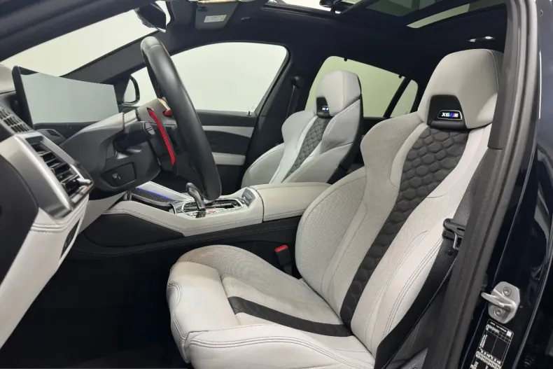 BMW X6 M (Seria X) din 2024 cu 6.500 km - oferta BMW199363 - foto 11