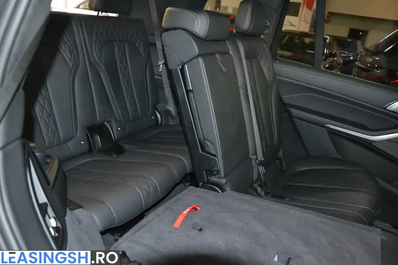 BMW X7 M60 (Seria X) din 2025 cu 24.748 km - oferta BMW199367 - foto 14