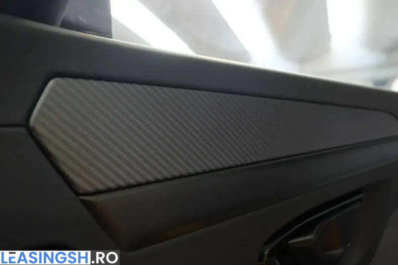 Lamborghini Urus din 2025 cu 3.750 km - oferta LAM199375 - foto 13