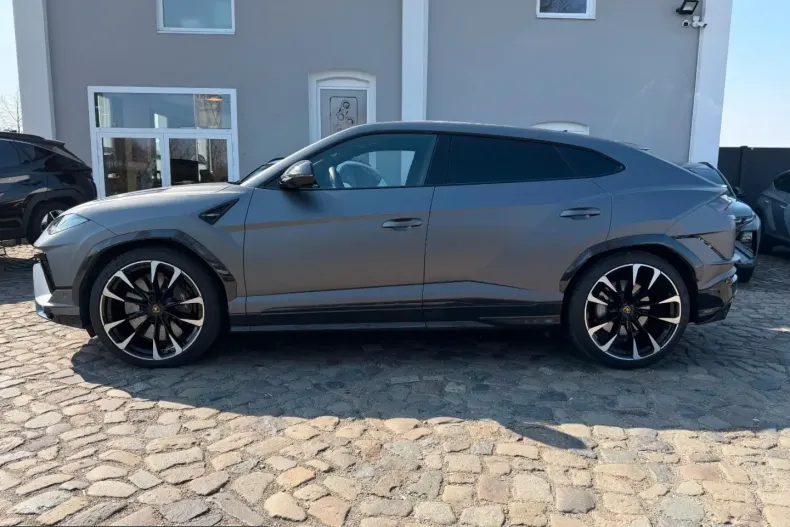 Lamborghini Urus din 2025 cu 7.200 km - oferta LAM199377 - foto 3