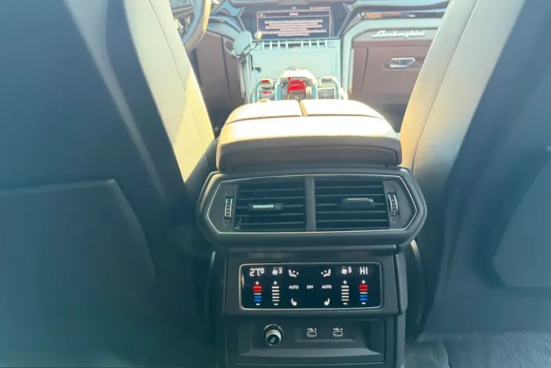 Lamborghini Urus din 2025 cu 7.200 km - oferta LAM199377 - foto 10