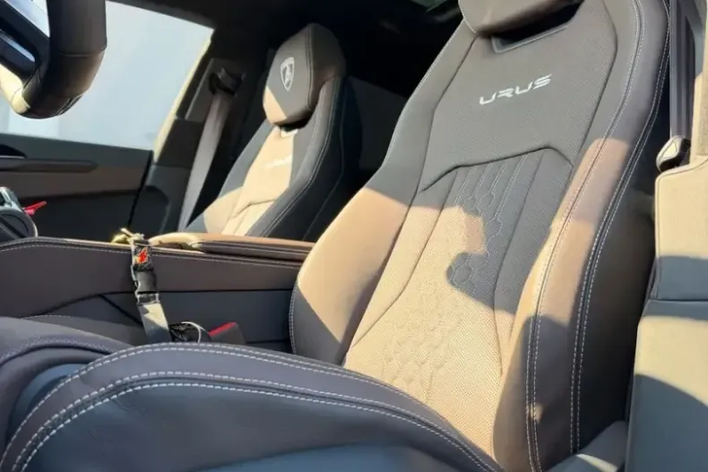 Lamborghini Urus din 2025 cu 7.200 km - oferta LAM199377 - foto 14