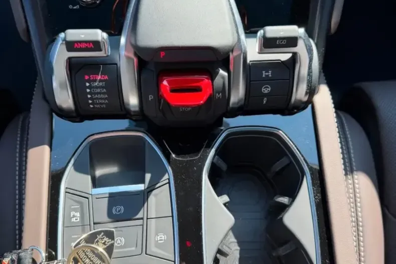 Lamborghini Urus din 2025 cu 7.200 km - oferta LAM199377 - foto 17