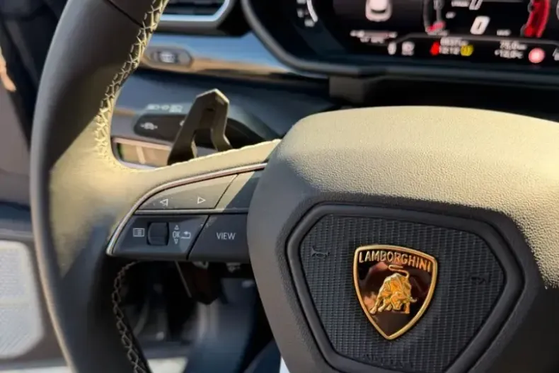 Lamborghini Urus din 2025 cu 7.200 km - oferta LAM199377 - foto 21