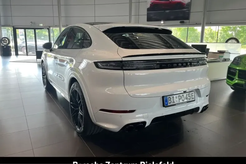 Porsche Cayenne din 2025 cu 15.000 km - oferta POR199383 - foto 4