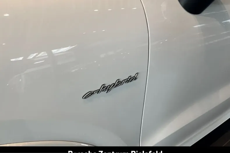 Porsche Cayenne din 2025 cu 15.000 km - oferta POR199383 - foto 10