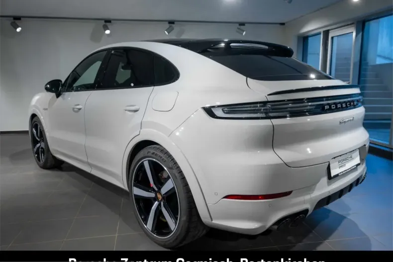 Porsche Cayenne din 2024 cu 25.915 km - oferta POR199384 - foto 3