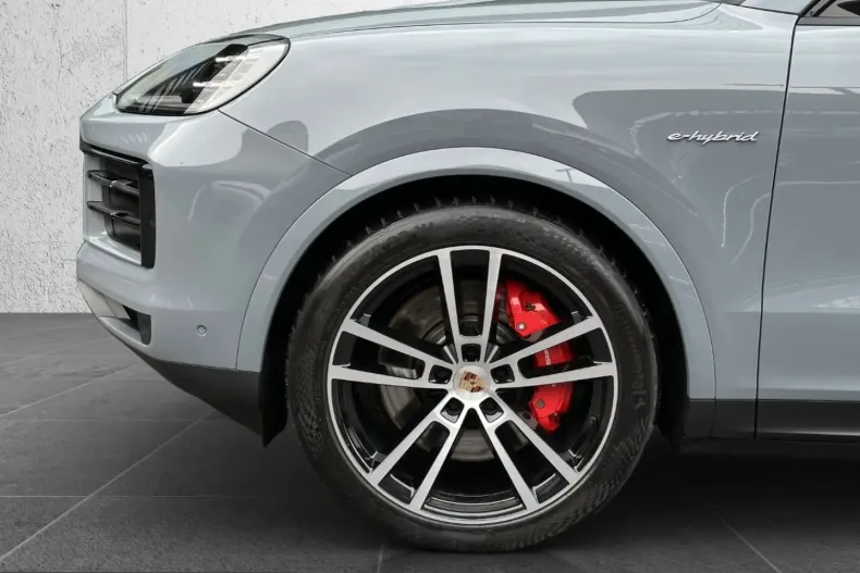 Porsche Cayenne din 2025 cu 10.600 km - oferta POR199386 - foto 6