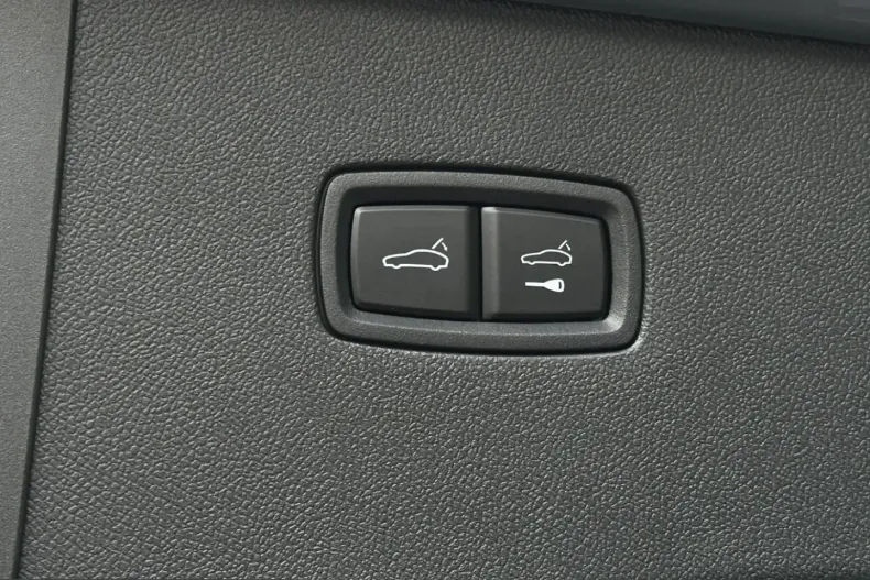 Porsche Cayenne din 2025 cu 10.600 km - oferta POR199386 - foto 26