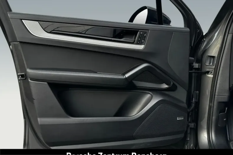 Porsche Cayenne din 2024 cu 29.500 km - oferta POR199387 - foto 23